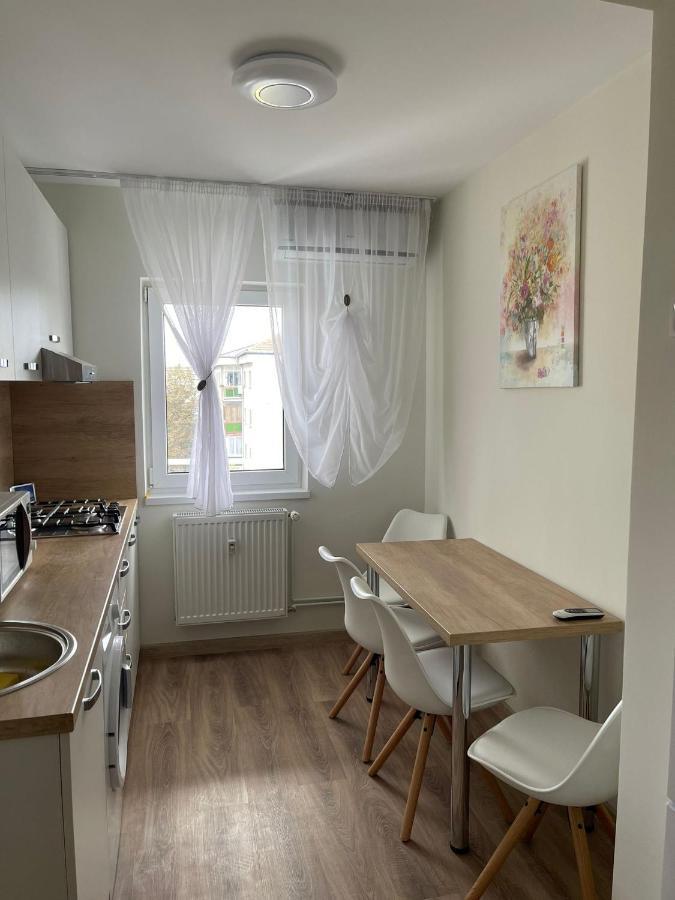 Angels Apartment 2 Oradea Extérieur photo
